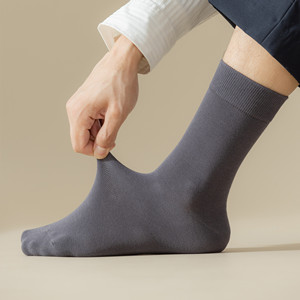 Women&#39;s socks size 9-11 with elastic band.