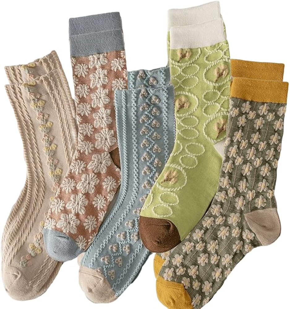 ALTALIVA 5/6 Pairs Casual Cotton Socks Colorful Floral Crew Socks Pack for Women Girls Ankle Socks Multipack