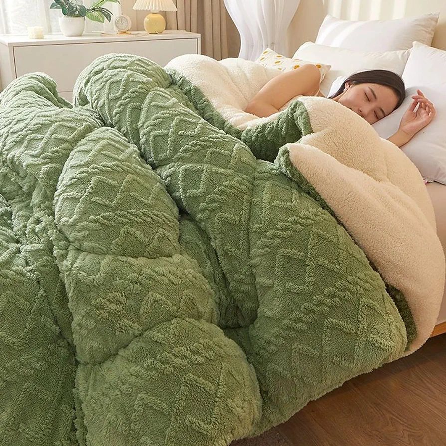 King Bed Comforter Set - Thick Comforter Set Double-Sided Warmth - Lightweight & Airy Thickened Winter Bedding(D,150 * 200cm/3.0kg)