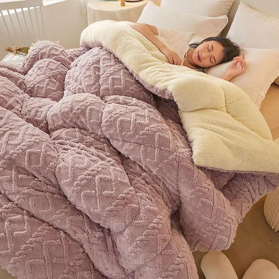 Fluffy Comforter King Size - Thicker & Warm Cozy Comforter Set - Soft and Sticky Thick Blankets for Winter(C,150 * 200cm/3.0kg)