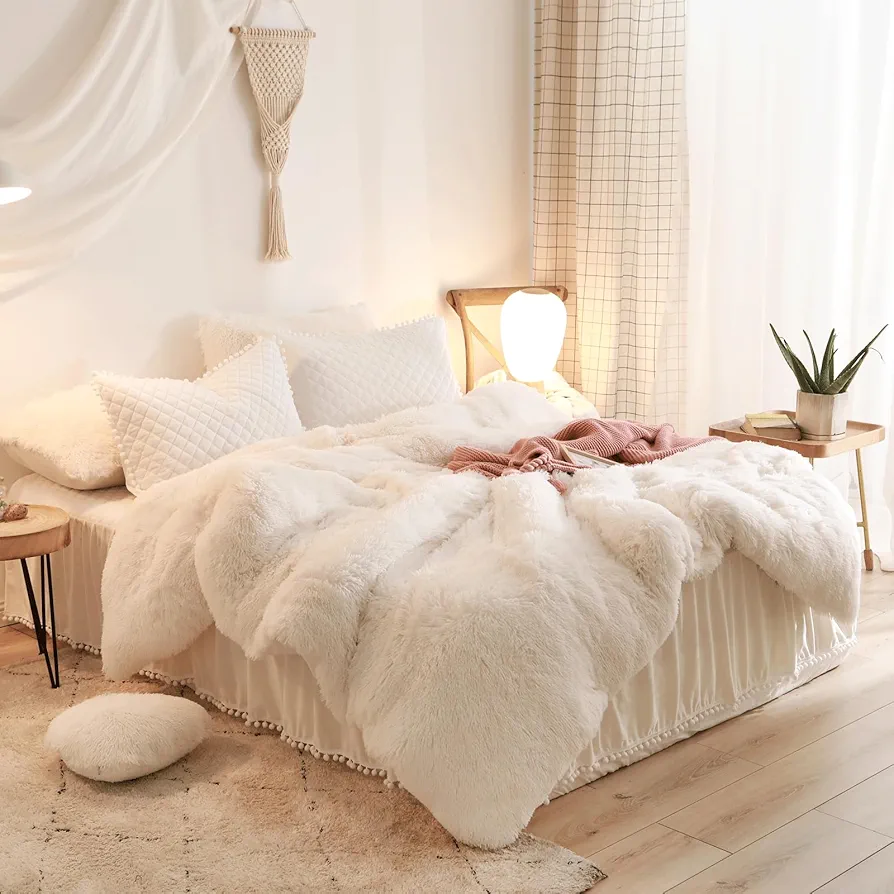 Beige Fluffy Comforter Set Queen, Soft Plush Beige Comforter(1 Fluffy Comforter +2 Faux Fur Pillowcases) Faux Fur Beige Queen Comforter Sets 3 Pieces, with Filling Inside (Beige, Full/Queen)